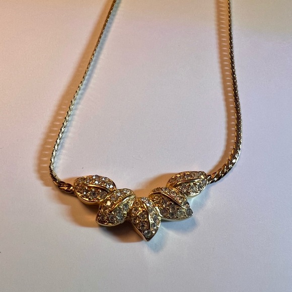 Christian Dior Herringbone Chain Rhinestone-embellished Necklace & Earrings - Picture 9 of 15